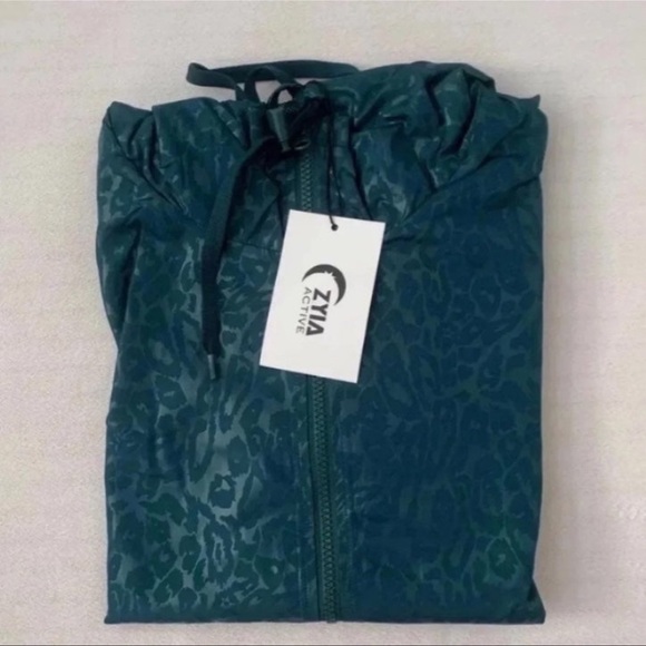 (NWT) Zyia Women’s Jade Bomber Windbreaker Jacket, Small - Picture 4 of 12